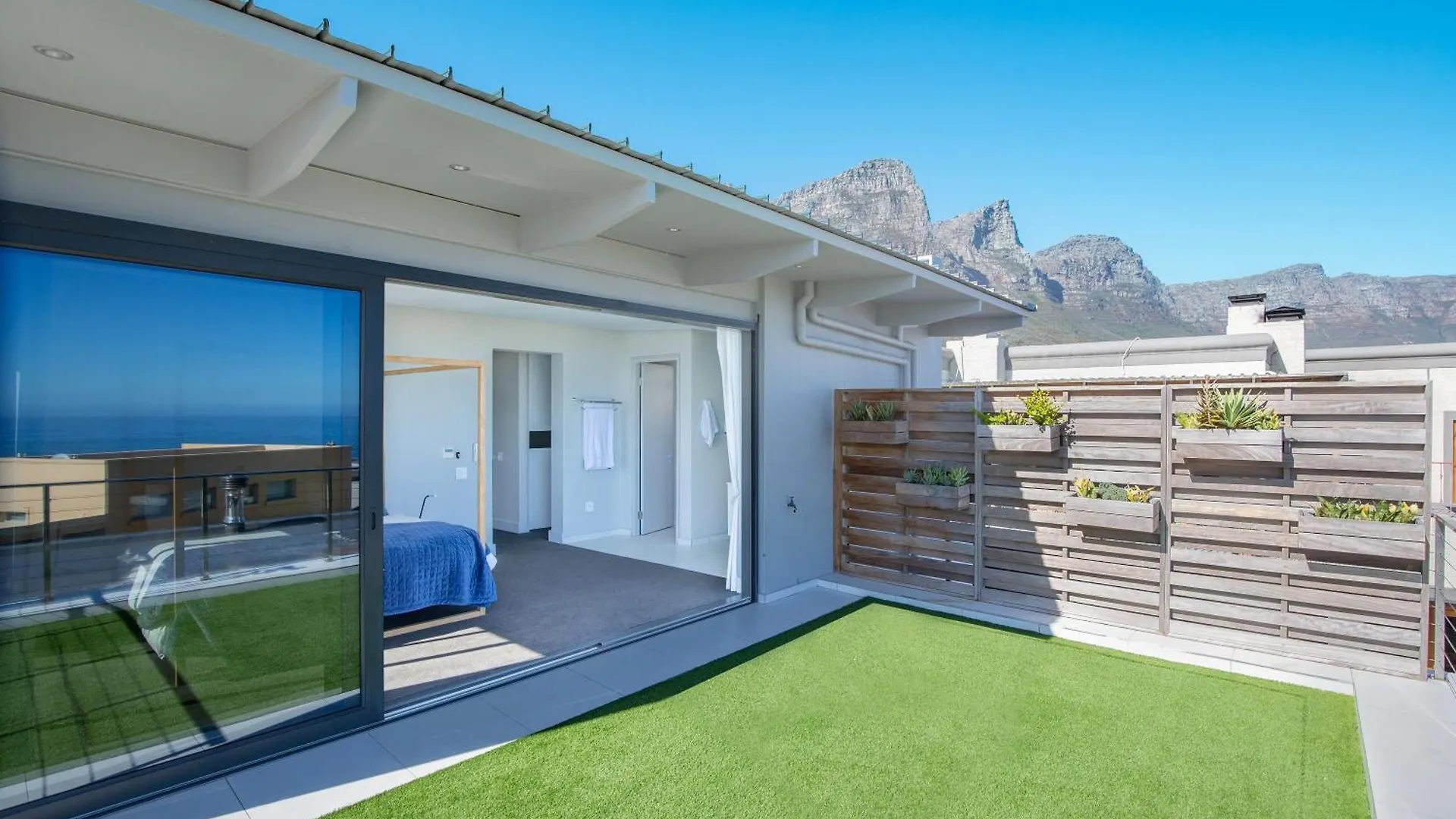 Amara 2 -Designer Penthouse With Solar Power Aparthotel Cape Town