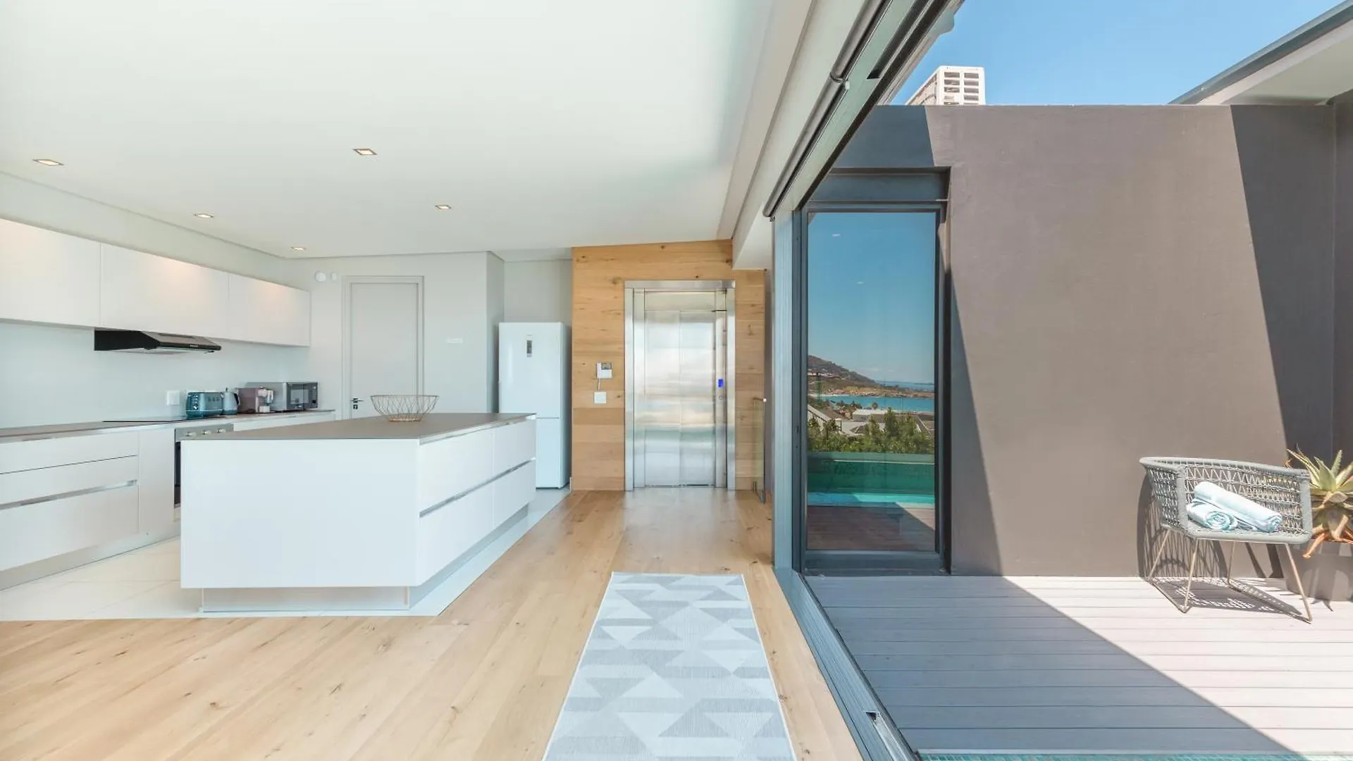 Amara 2 -Designer Penthouse With Solar Power Aparthotel Cape Town
