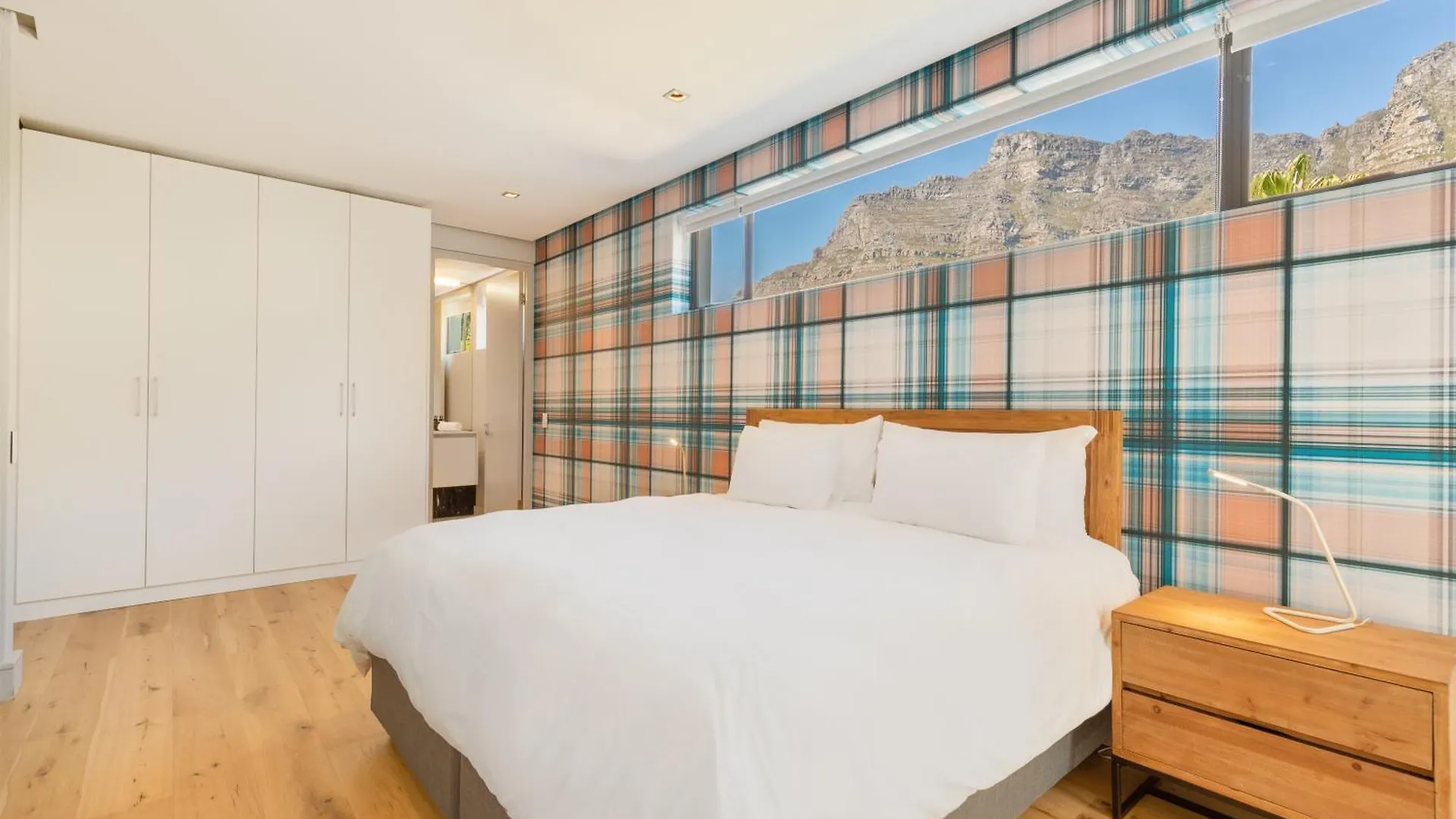 Amara 2 -Designer Penthouse With Solar Power Aparthotel Cape Town