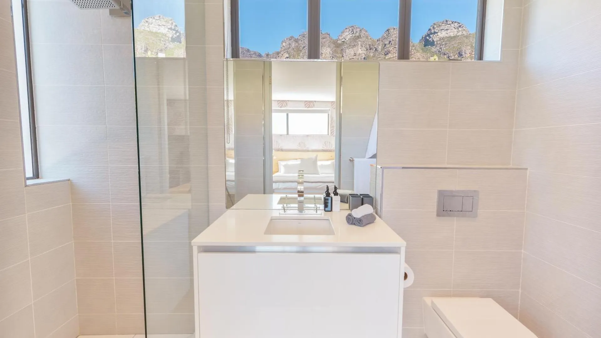 Amara 2 -Designer Penthouse With Solar Power Aparthotel Cape Town