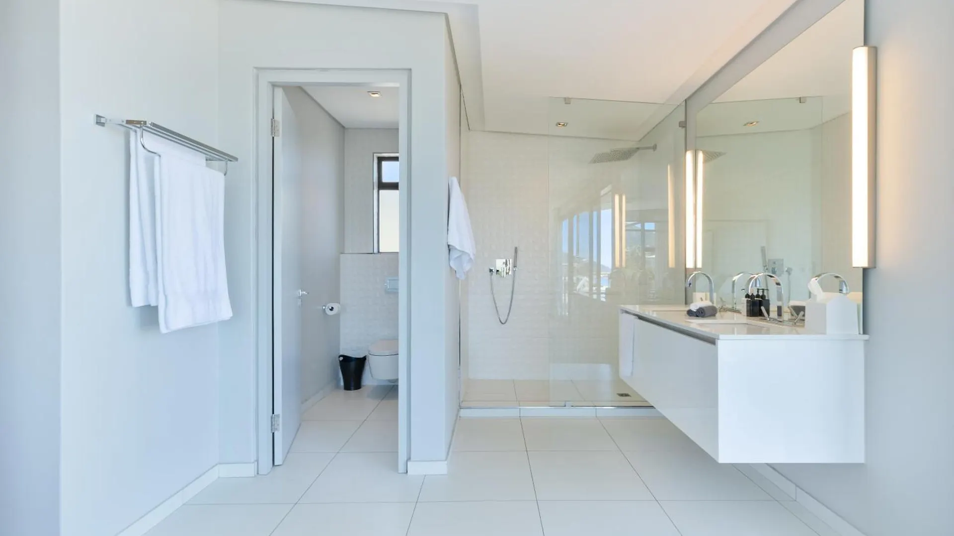Amara 2 -Designer Penthouse With Solar Power Aparthotel Cape Town