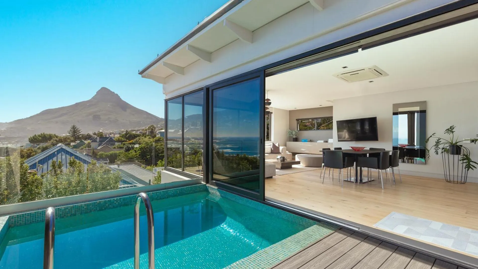 Amara 2 -Designer Penthouse With Solar Power Aparthotel Cape Town